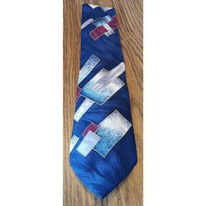 Signature Collection Blue Square Abstract Necktie Tie Imported Silk Made in USA